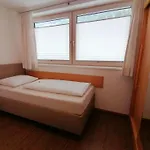 Gæstehus Gaestehaus Holaus Mayrhofen