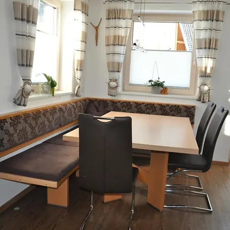 Gaestehaus Holaus Pensjonat *