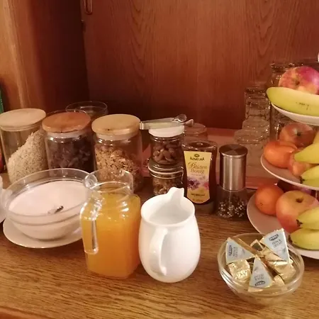 Affittacamere Gaestehaus Holaus 3*