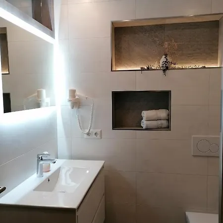 Gaestehaus Holaus Affittacamere 3*