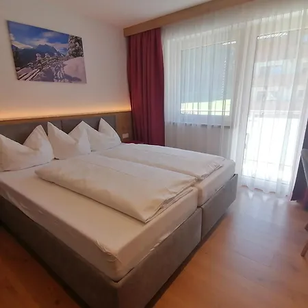 Gaestehaus Holaus 3* Mayrhofen