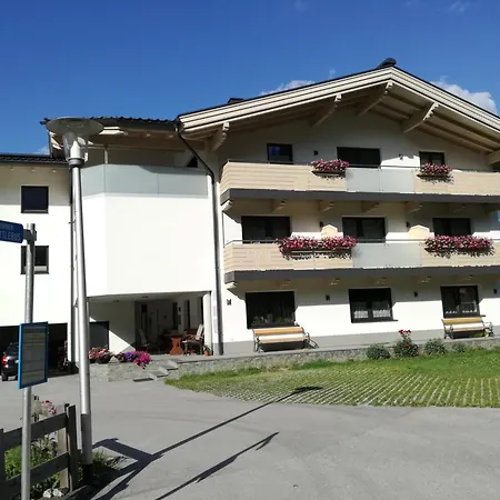 Gaestehaus Holaus 3* Mayrhofen